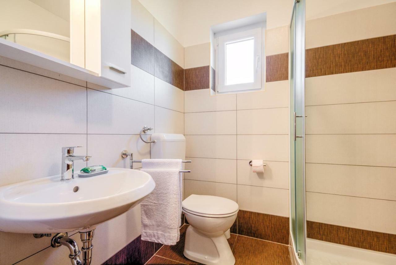Apartmani Prodan 2 Fažana Exterior foto