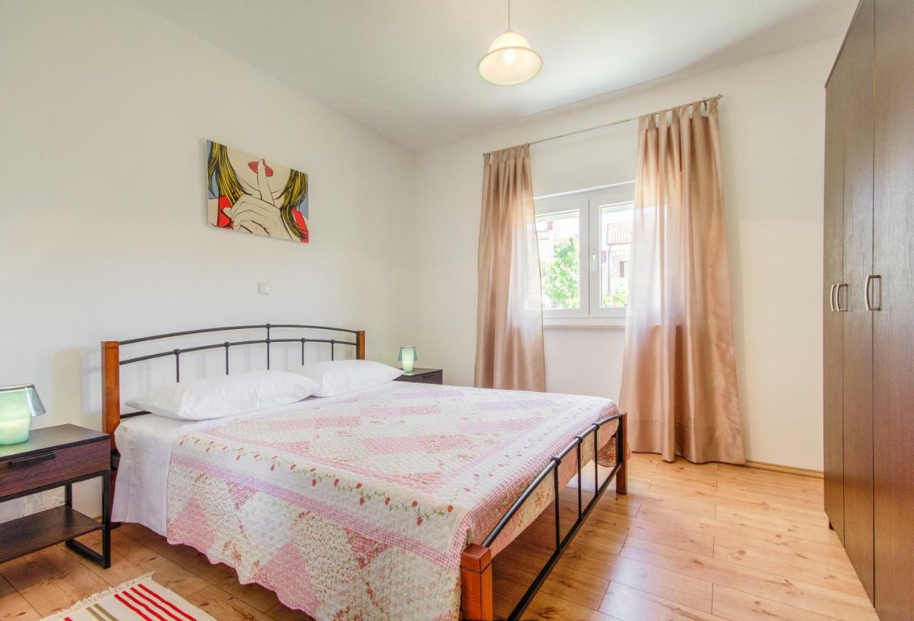 Apartmani Prodan 2 Fažana Exterior foto