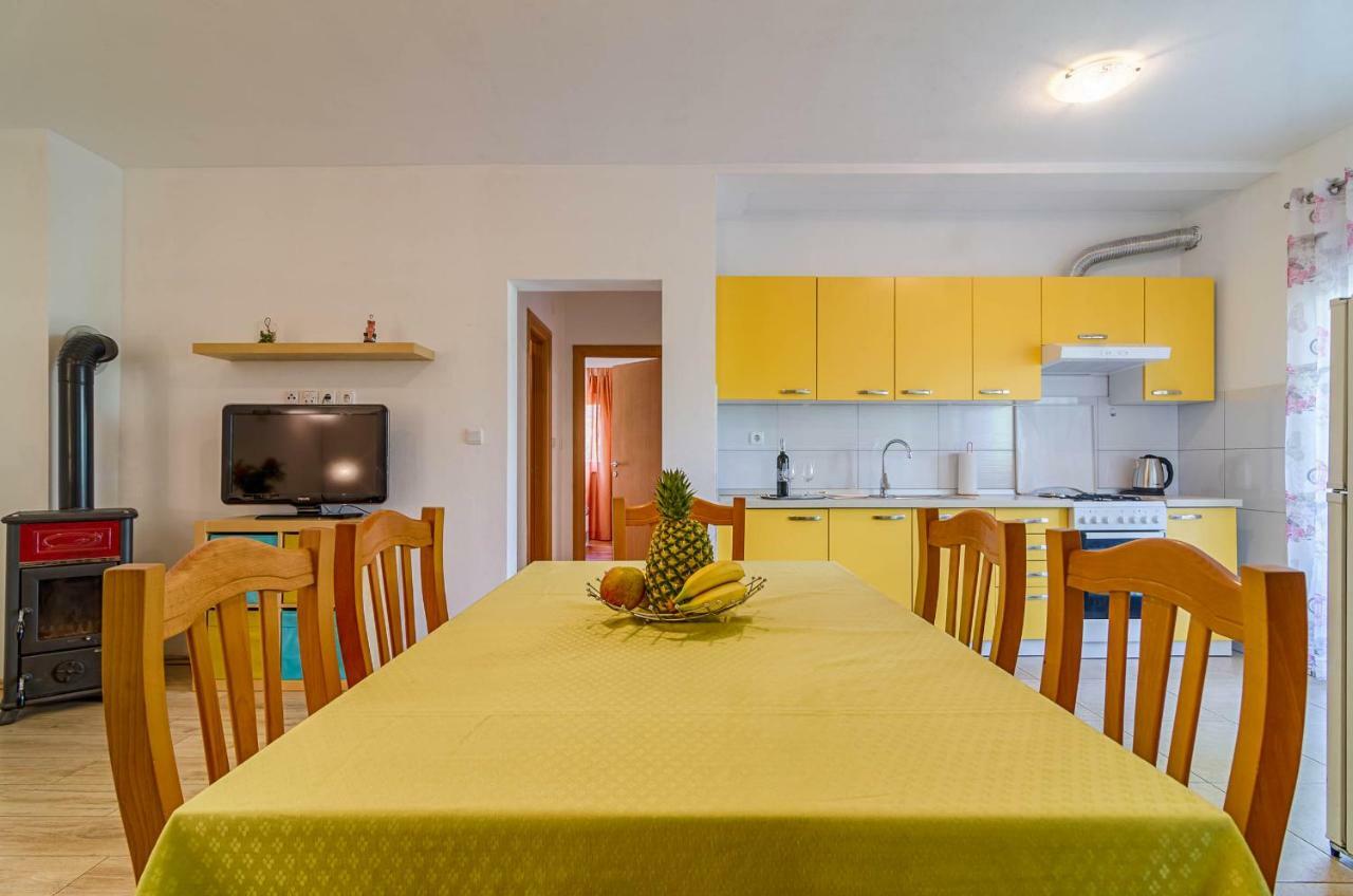 Apartmani Prodan 2 Fažana Exterior foto